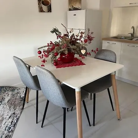 Spacious In Luxury Apartamento