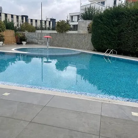 Spacious In Luxury * Τίρανα
