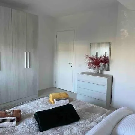 Spacious In Luxury טיראנה