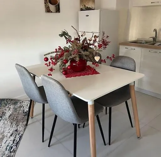 Spacious In Luxury Apartamento
